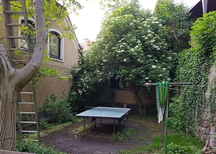 Komfortable Mit Garten Im Zentrum Von Graz